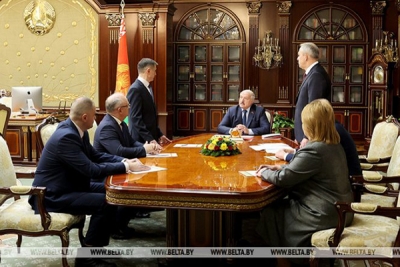Лукашенко о работе с кадрами: людей обижать нельзя