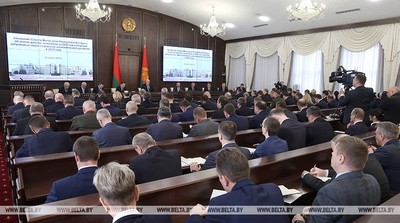 Лукашенко: ни экономически, ни политически никому не удалось сломить Беларусь и не удастся