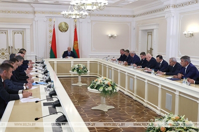 Новый импульс на фоне гибридного противостояния. На совещании у Лукашенко обсудили развитие микроэлектроники