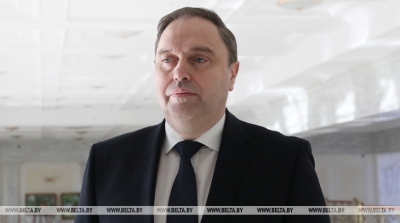 Ограничение массовых мероприятий и доплаты медработникам - Караник рассказал о новых мерах в связи с коронавирусом