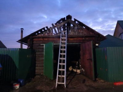 Горел гараж