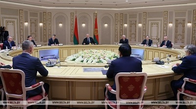 Лукашенко в новом году продолжает практику встреч с главами российских регионов