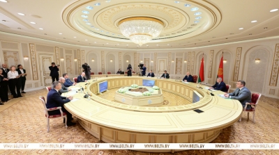 Лукашенко: Беларусь расширяет свое дипломатическое присутствие в России