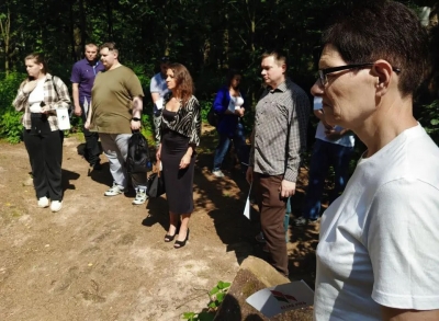 Молодежная диалоговая площадка о геноциде белорусского народа прошла в Казимировском лесу