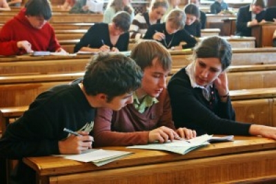 На 10% повысится плата за обучение в вузах с 1 сентября