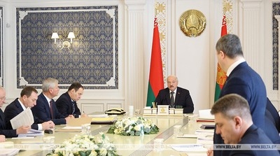 Работа над ошибками. Лукашенко раскритиковал членов правительства за плохую проработку ряда важных решений