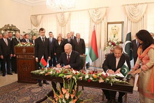 Лукашенко и Шариф подписали Исламабадскую декларацию белорусско-пакистанского партнерства