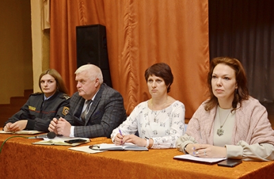 На базе средней школы №2 г.Быхова состоялось заседание районного родительского актива