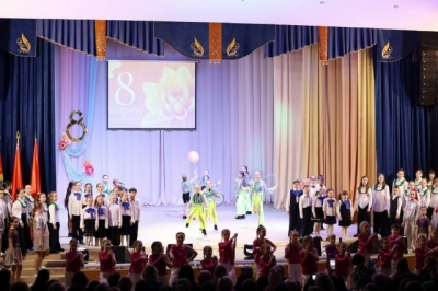 6 марта в районном центре состоялся праздничный концерт &laquo;Весенний бал в честь Женщины прекрасной&hellip;&raquo;