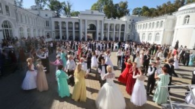 Концерт арфовой музыки, бал, ярмарки. &laquo;Вераснёўскі фэст&raquo; пройдет во дворце в Жиличах 27 сентября