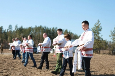 23 марта в Быховском районе провели театрализованный обряд &laquo;Засевки&raquo;