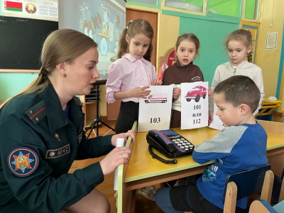 Маленькие герои безопасности: познавательные встречи в детских садах. Быхов.