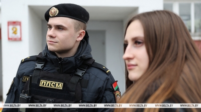 Неустанно и самоотверженно несут службу. Лукашенко поздравил правоохранителей с Днем милиции