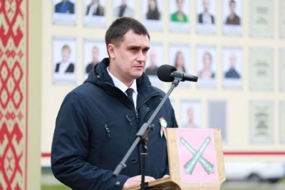 Председатель Быховского райисполкома Александр Киселёв поздравляет с Праздником труда