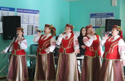 В филиале &laquo;Белмит&raquo; ЗАО &laquo;Серволюкс Агро&raquo; прошёл праздничный концерт к 8 Марта в рамках областной акции