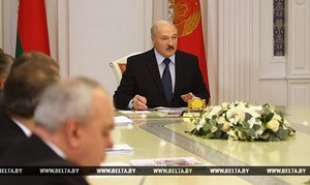 Лукашенко требует обеспечить безопасность граждан в период новогодних и рождественских праздников