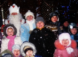Быховский лесхоз организовал детям экскурсию в Беловежскую Пущу и Резиденцию Деда Мороза