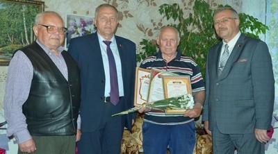 Председатель первичной ветеранской организации ОАО «ПМК-85 Водстрой» Владимир Степанцов отметил юбилей