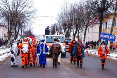 На Быховщине прошло шествие Дедов Морозов