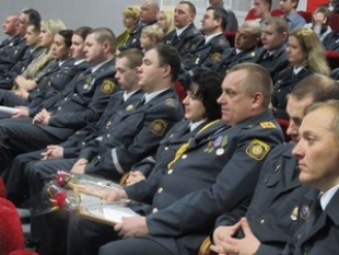 В Быхове сотрудники органов внутренних дел отметили свой профессиональный праздник