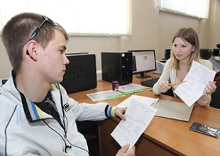 Белорусские вузы второго потока сегодня начинают прием документов от абитуриентов