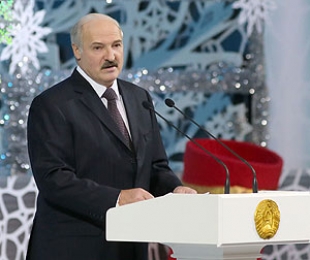 Лукашенко: Рождество обращает нас к непреходящим ценностям - милосердию и состраданию, взаимопониманию и терпению