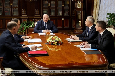 Лукашенко поставил задачу обеспечить безопасность в случае кибератак, но не создавать для этого новые центры