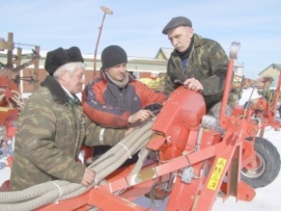 Механизаторы и водители СПК «Следюки»