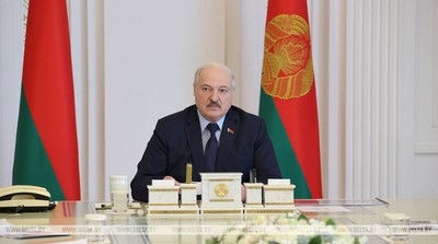 Вывести из тени председателей райисполкомов и расшевелить руководителей предприятий. Подробности жесткого разговора у Лукашенко