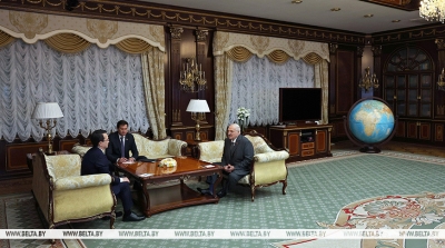 Лукашенко видит потенциал для увеличения вдвое товарооборота с Казахстаном