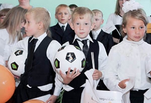 Республиканская акция «Подари ребенку футбольный мяч!» пройдет 29-31 мая