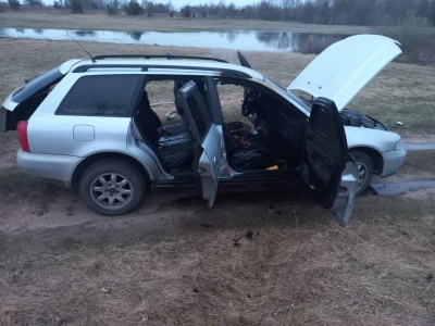 Горел автомобиль